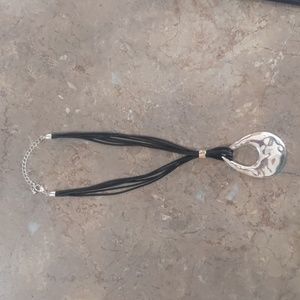 Pendant necklace